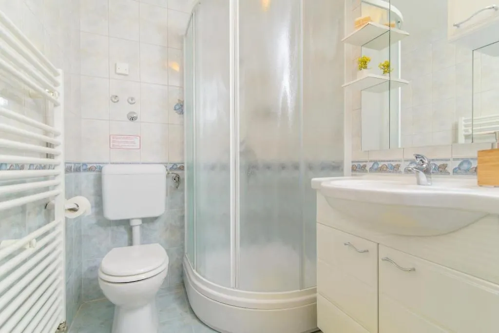 Holiday Apartment In Okrug Gornji With Terrace, Air Conditioning, Wifi 3436-1 Trogir Croatia